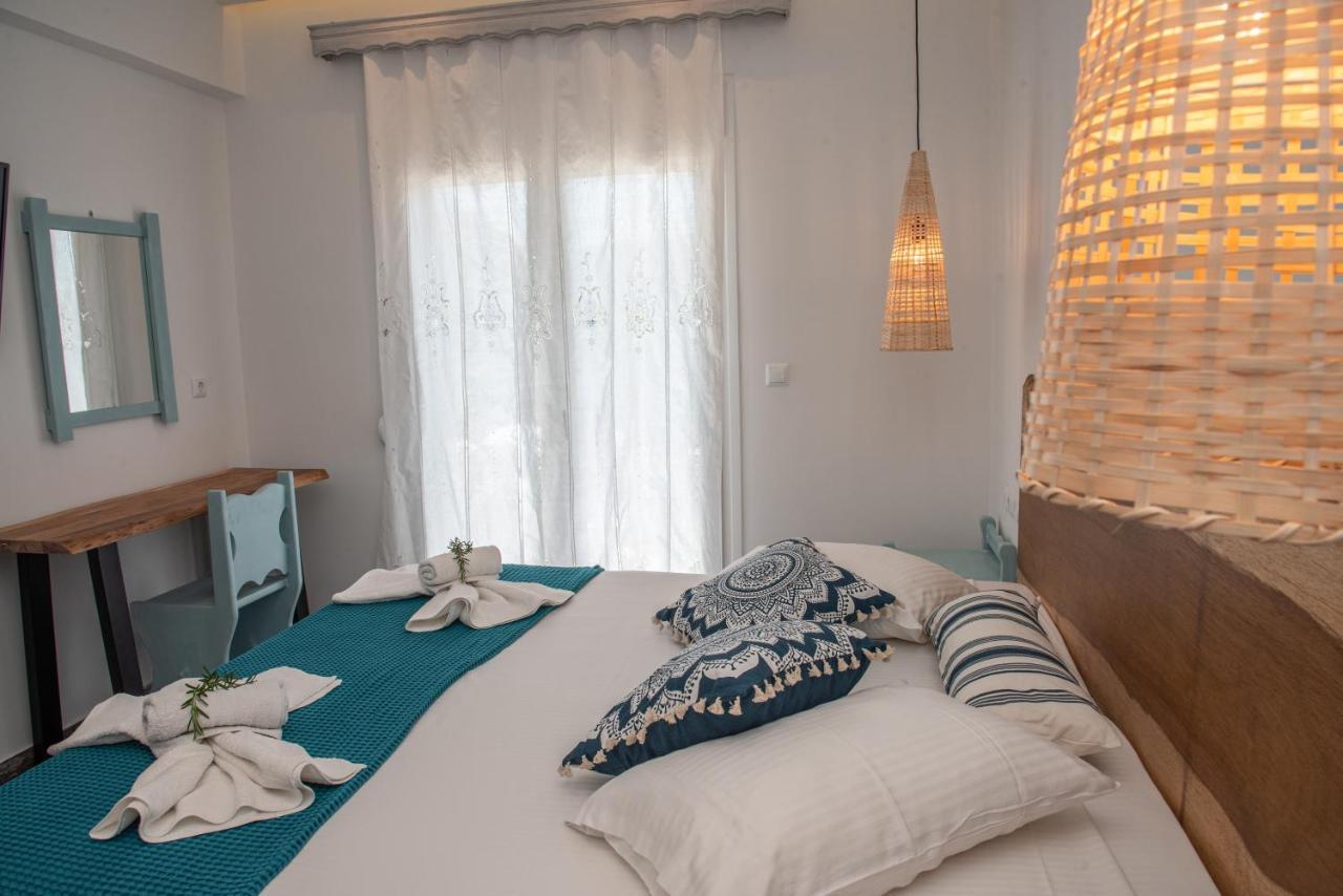 Nausika Rustic Cottage ปาเลโอกัสไตรซา ภายนอก รูปภาพ
