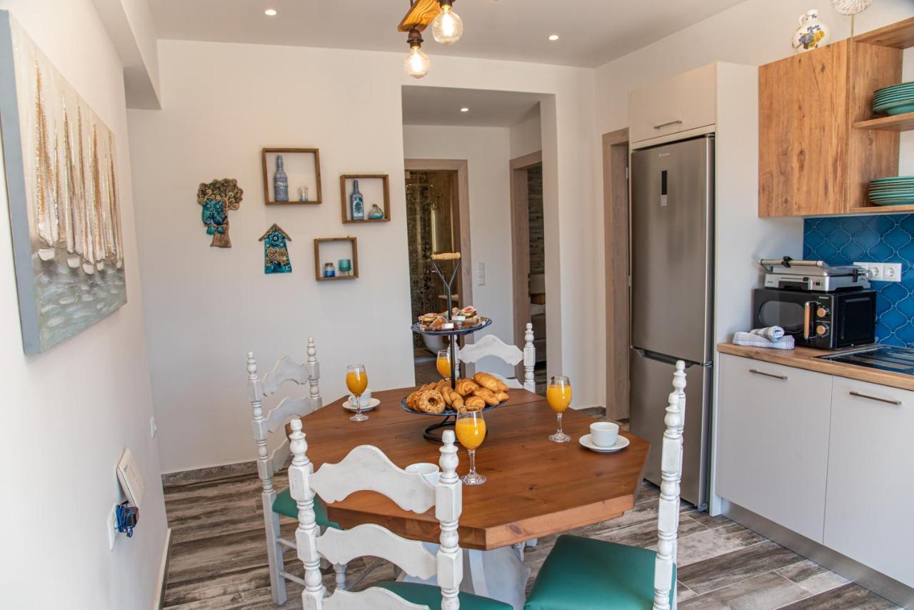 Nausika Rustic Cottage ปาเลโอกัสไตรซา ภายนอก รูปภาพ